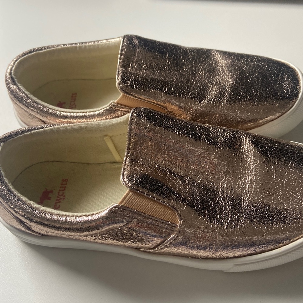 J Crew girls Gold Glitter slip ons size 1